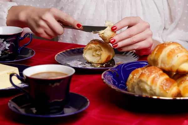 Simple Delicious Meal Freshly Baked Croissants Butter Cup Tea — Stock Photo, Image