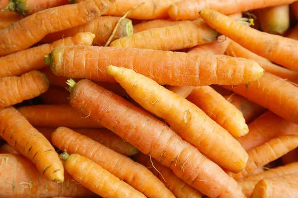 Ящики Свіжої Морквою Ринок Фермерів — стокове фото