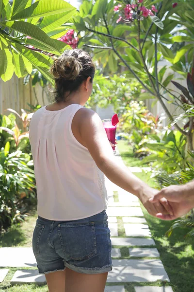 Följ Mig Till Vårt Paradis — Stockfoto