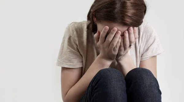 Porträt Einer Einsamen Depressiven Frau Konzept Der Stillen Angst — Stockfoto