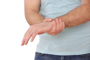 Bilek hasarı, karpal tünel sendromu semptomlu adam