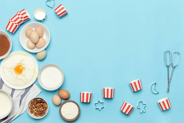 Creating Recipe Top View Basic Baking Ingredients Kitchen Utensils Blue — Stock Photo, Image