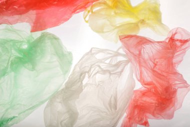 Tek kullanımlık plastik torbalar arka plan, stüdyo vurdu. Plastik kirliliği kavramı.