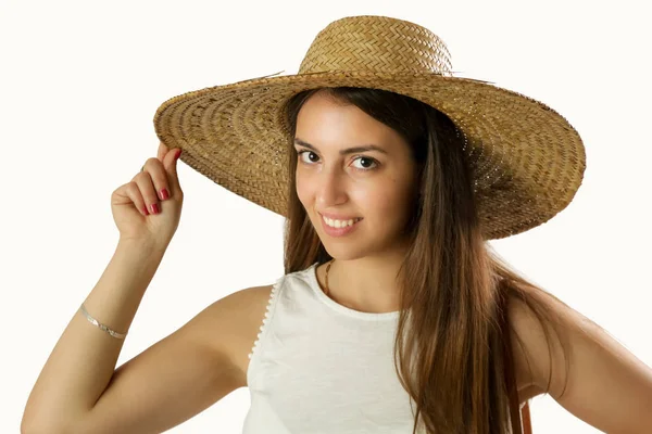 Retrato Estúdio Uma Jovem Morena Usando Chapéu Palha Aba Larga — Fotografia de Stock