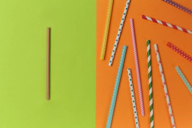 Tek kullanımlık plastik pipetler için alternatif olarak yeniden kullanılabilir bambu pipetler