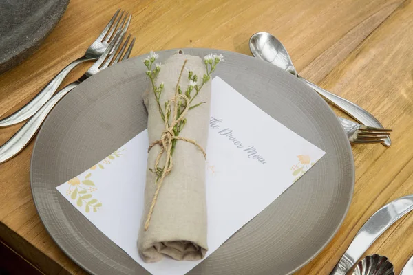 Concepto Restaurante Ajuste Mesa Boda Festivo Placa Cerámica Cubiertos Con —  Fotos de Stock