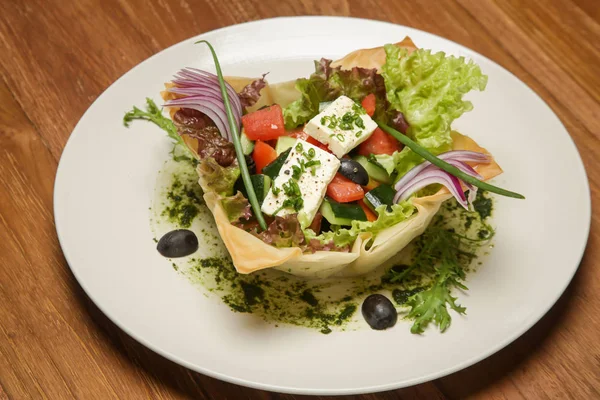 Classic Greek Salad Feta Cheese Tomato Cucumber Onion Olives Exquisite — Stock Photo, Image