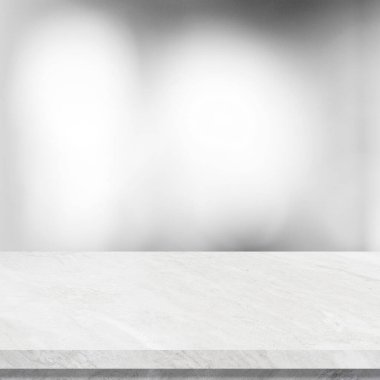 Boş beyaz masa üstü, tezgah, masa arkaplanı soyut bokeh ışığı arkaplanı, beyaz mermer taş masa, raf ve yiyecek için bulanık beyaz arkaplan, ürün gösterim modeli, şablon