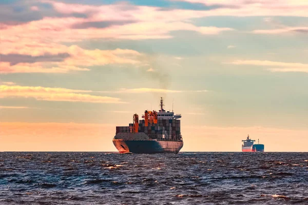 Navio Contentor Azul Logística Mundial Transferência Produção — Fotografia de Stock