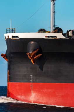 Siyah bulker gemi. Lojistik ve mal nakliyatı