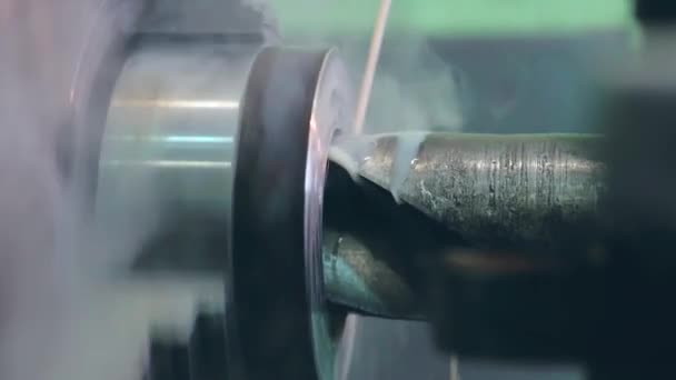 Turner Pracuje Nad Tokarce Fabryce Konstrukcji Metalowych Przemysł Ciężki Metaloplastyka — Wideo stockowe