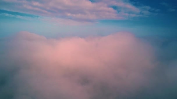 Flygfoto Över Moln Och Himmel Drone Flyger Mycket Hög Kvällshimlen — Stockvideo