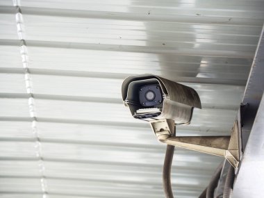 Cctv güvenlik kamera güvenlik görevlisi izleme ve gözetim için için Havaalanı ve Metro yüklü kötü şeyler olmasına izin değil.