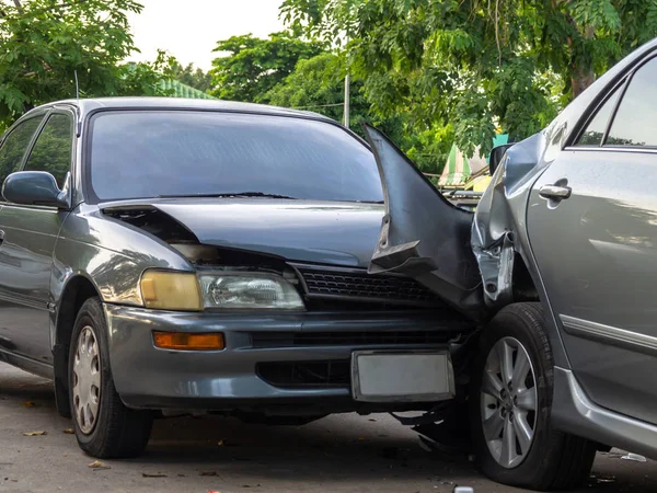 Accidente Accidente Coche Calle Con Naufragios Automóviles Dañados Accidente Causado — Foto de Stock