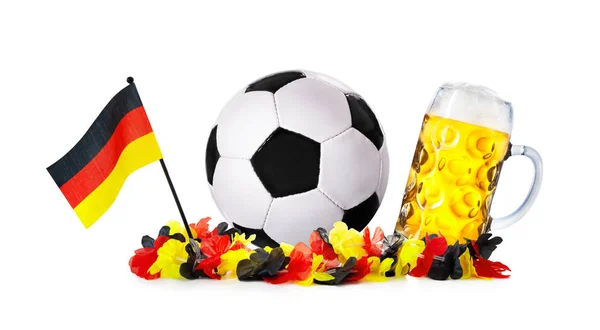 Glas Mit Bier Fußball Mit Deutscher Fahne Und Blumenkette Auf — Stockfoto