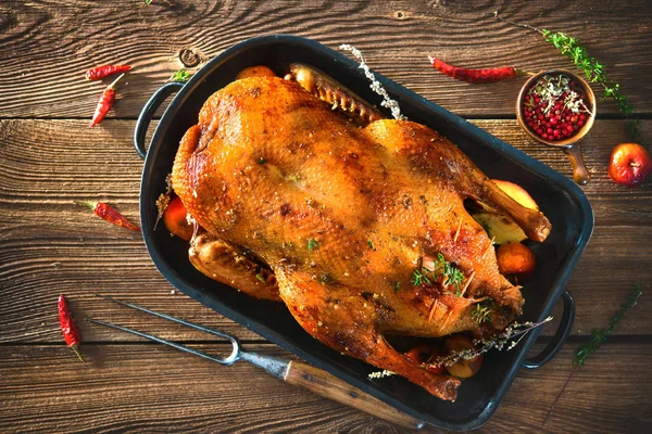 Roast Christmas Duck Thyme Apples Rustic Wood Table — Stok Foto