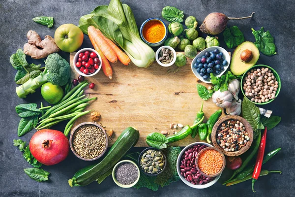 Wybór Zdrowej Żywności Owoców Warzyw Nasion Super Żywności Zboża Szarym — Zdjęcie stockowe