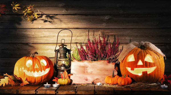 Halloweenpompoenkop jack-o-lantaarn — Stockfoto