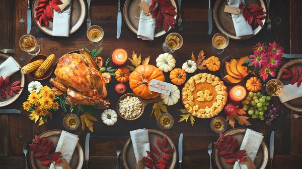 Celebración de Acción de Gracias cena tradicional — Foto de Stock