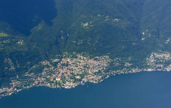 Letecký Snímek Malé Letadlo Moltrasio Vesnice Západní Straně Jezera Como — Stock fotografie