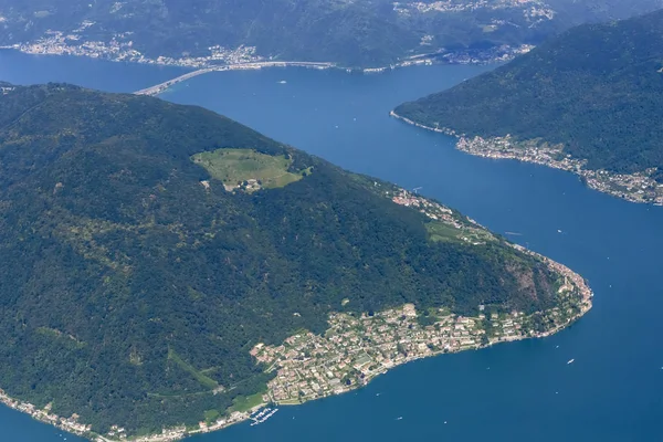 Plano Aéreo Desde Pequeño Avión Del Pueblo Turístico Morcote Lago — Foto de Stock