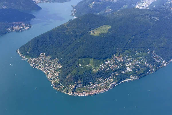 Hava Lugano Gölü Morcote Turistik Köyü Küçük Bir Uçaktan Bir — Stok fotoğraf