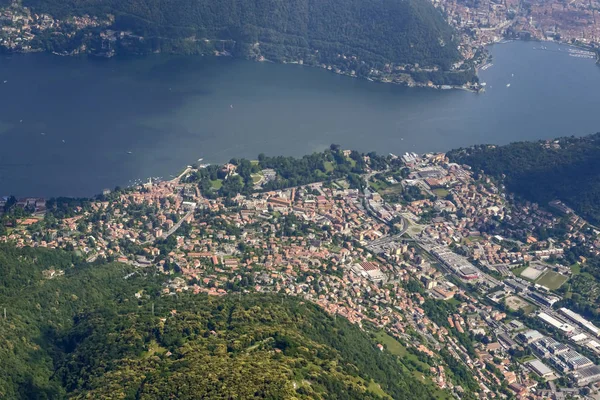 Chiasso Como Lombardiya Talya Yukarıda Bir Parlak Erken Yaz Gününde — Stok fotoğraf