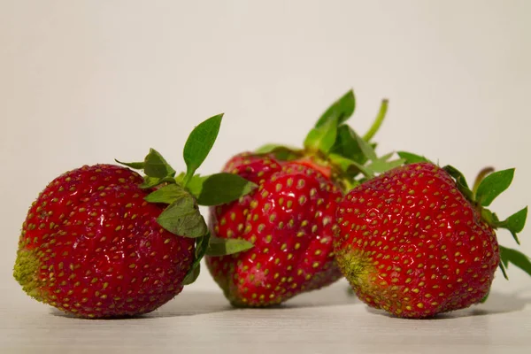 Strawberry Light Isolated Background — Stock Photo, Image