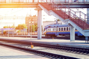 Park Tren Tren İstasyonu, binek otomobilleri