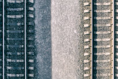 Demiryolu rayları yukarıdan görüntüleyin. Eski demiryolu arka plan