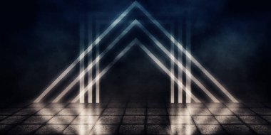 Bir ıslak parke döşeme, duman, ile boş bir sisli Caddesi'nin arka plan ışık ve lazer ışınları tarafından bir projektör, neon ışıklı