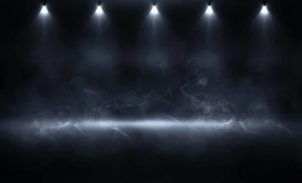 Boş bir oda, bir beton zemin neon ışık yansıması arka duman puffs