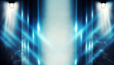 Arka plan boş karanlık oda tarafından lazer ışınları, duman neon ışıklarla aydınlatılmış tuğla duvarlı