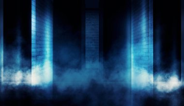 Arka plan boş karanlık oda tarafından lazer ışınları, duman neon ışıklarla aydınlatılmış tuğla duvarlı