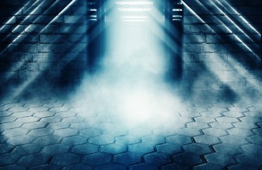 Duvarları tuğlalı ve beton kiremitleri olan boş bir odanın arka planı. Asansör kapılarını açın. Mavi neon ışığı, spot ışığı, lazer şekilleri, duman.