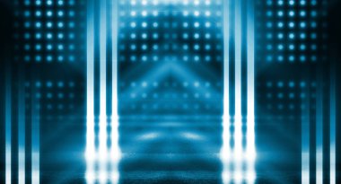 Boş sahne arka planı. Karanlık sokak, ıslak asfalt üzerinde neon ışık yansıması. Karanlıkta ışık ışınları, duman. Caddenin, şehrin gece manzarası. Soyut koyu mavi arka plan.