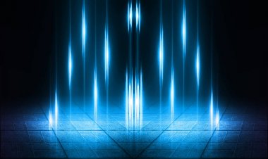 Geceleri boş sokağın arka planı. Beton döşeme levhalar, çok renkli neon lambaların ışığı ile aydınlatılmış. Sis, duman