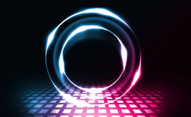 Boş arka plan sahnesi. Islı asfalt üzerinde caddenin karanlık yansıması. Karanlıkta neon ışık ışınları, neon figürler, duman. Caddenin, şehrin gece manzarası. Soyut koyu arka plan.