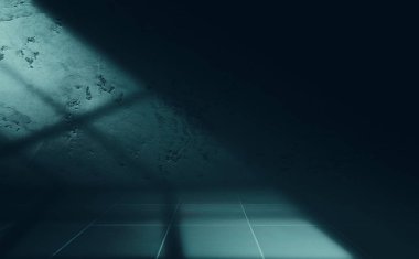 Boş sahne arka planı. Boş bir tuğla duvardaki pencereden olay ışığı. Koyu soyut arka plan