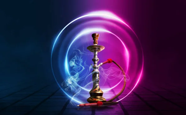 Hookah, smoke on a dark abstract background. Background of empty scenes with multicolored neon lights, reflection of night lights on wet pavement — Stock Photo, Image