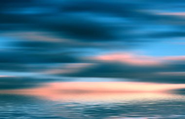 Işık neon etkisi, karanlık bir arkaplanda enerji dalgaları. Lazer renkli neon şov. Sudaki ışığın yansıması. Karanlık gökyüzü, okyanus. Duman, sis. 3B illüstrasyon