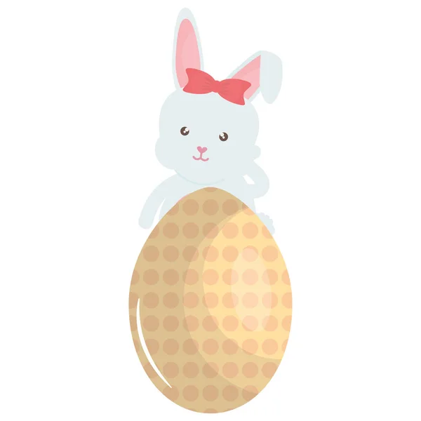 Coelho bonito com ovo de Páscoa pintado — Vetor de Stock
