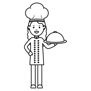 Tepsi sunucu ile genç kadın şef