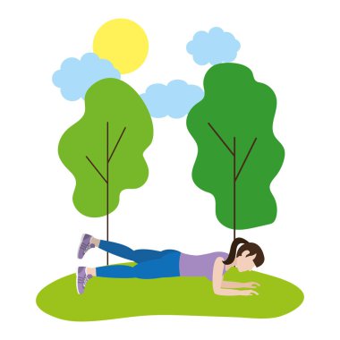 Uygun kadın egzersiz yaparak