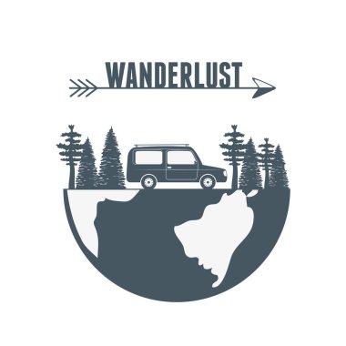 Orman sahnesi ve araç araç ile Wanderlust etiket