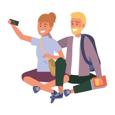 Bin yıllık öğrenci çift selfie tutan kitap redhead sarışın sırt çantası çanta alarak otururken gülümseyen