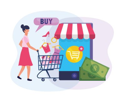 Alışveriş arabası olan ve akıllı telefon teknolojisiyle alışveriş yapan bir kadın.