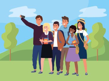 Bin yıllık grup selfie doğa arka plan alarak