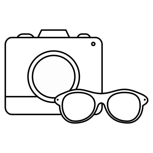Camera photographic with summer sunglasses — Stock Vector