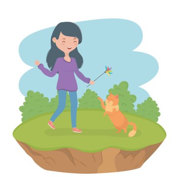 alanında sevimli küçük kedi maskot ile genç kadın